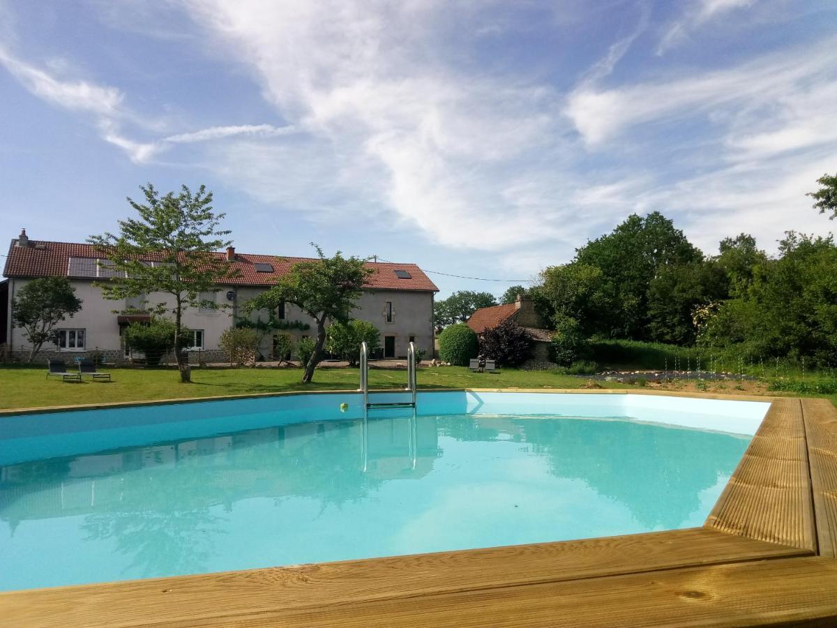 Chambres D'Hotes Quatre Mains Saint-Priest-des-Champs Luaran gambar